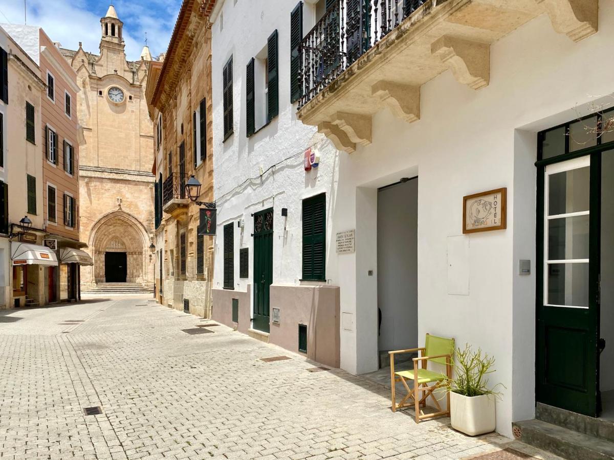Fragile Hotel Ciutadella  Luaran gambar